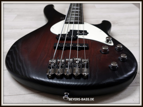 Preview: Sandberg Custom 5 Yolanda Charles, Open Pore Brownburst, Signature